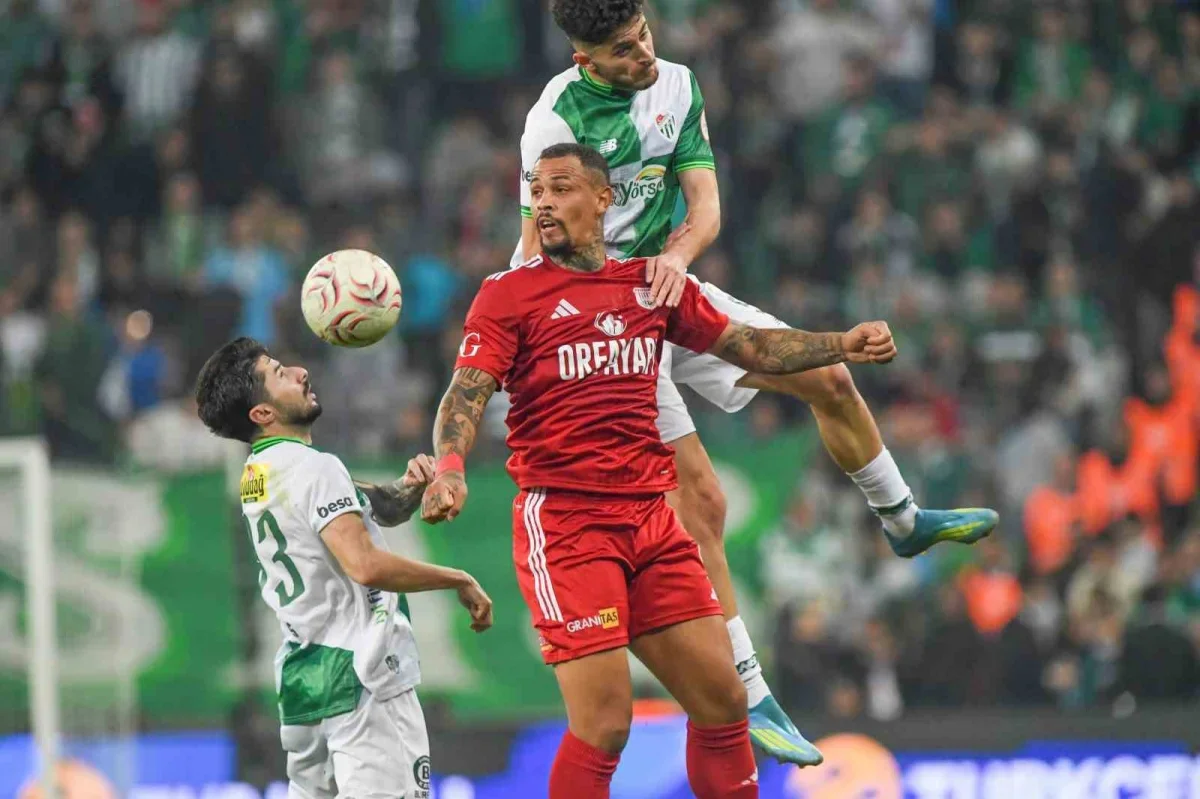Bursaspor sahasında Pendikspor'u 2-0 mağlup etti