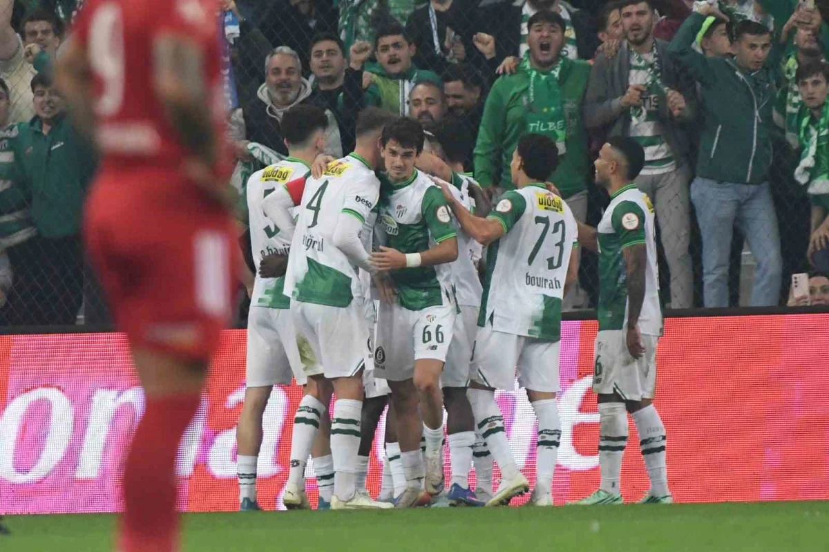 Bursaspor sahasında Pendikspor'u 2-0 mağlup etti