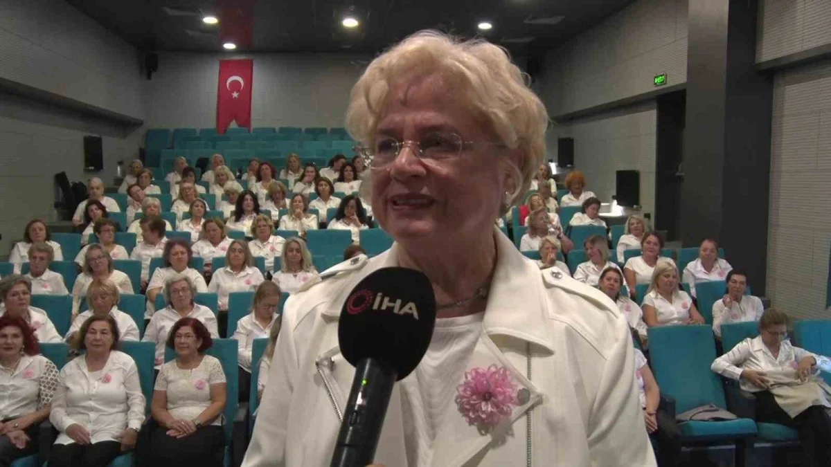 Nilüfer Kadın Korosu meme kanserine karşı beste yaptı