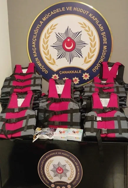 Çanakkale'de 41 düzensiz göçmen yakalandı, 2 tutuklama