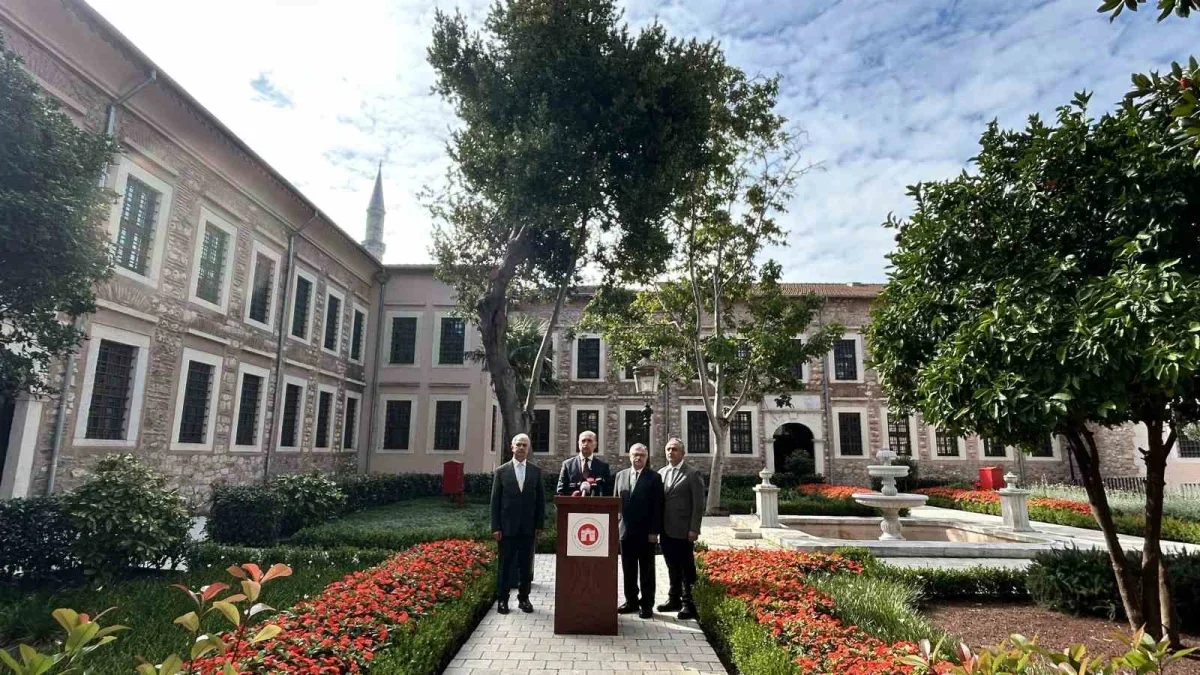 Topkapı Sarayı'nda 10 bin 300 eser sergilenecek