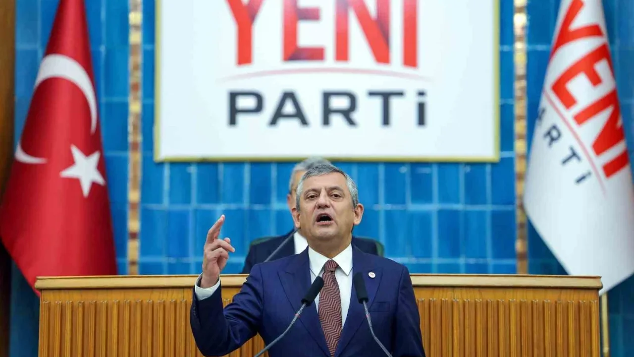 Özgür Özel'den fon vurgunu, sel ve Halk TV açıklaması