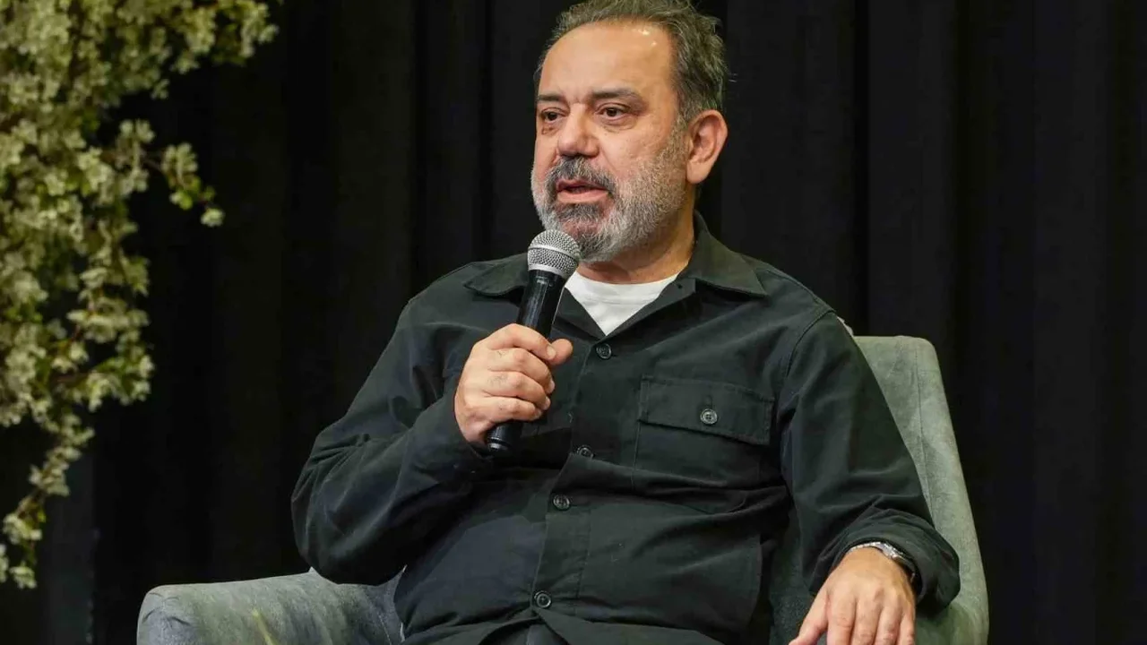 Sezai Karakoç'un düşünce dünyası Esenler'de konuşuldu