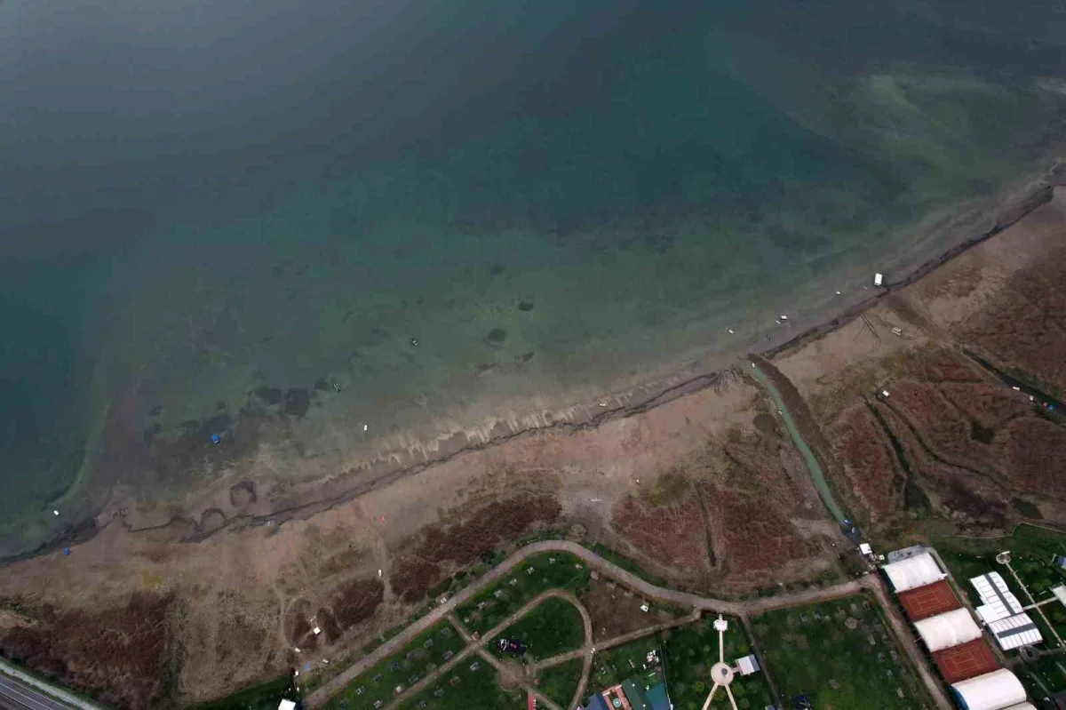 Sapanca Gölü'nde su seviyesi 30,56 metreye çıktı