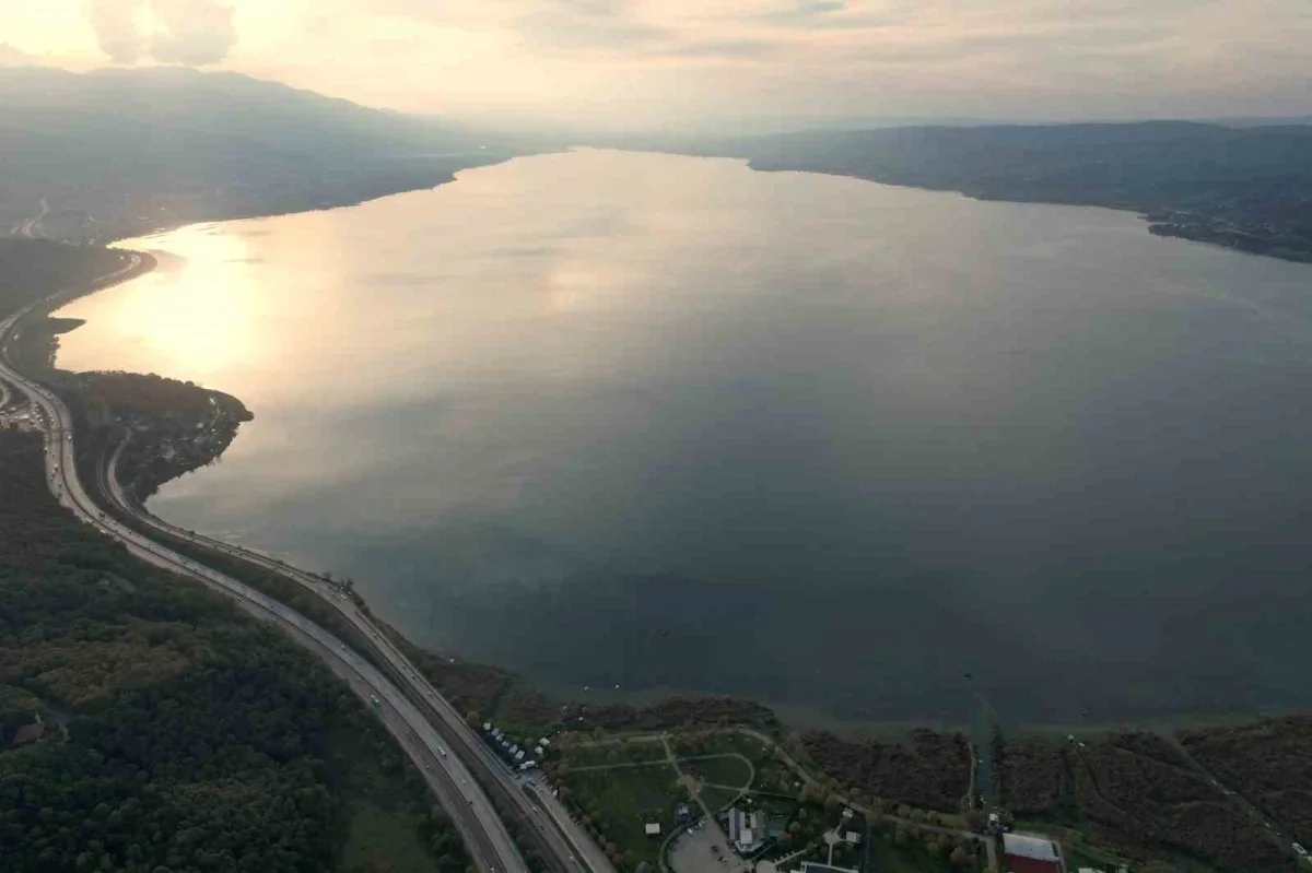 Sapanca Gölü'nde su seviyesi 30,56 metreye çıktı