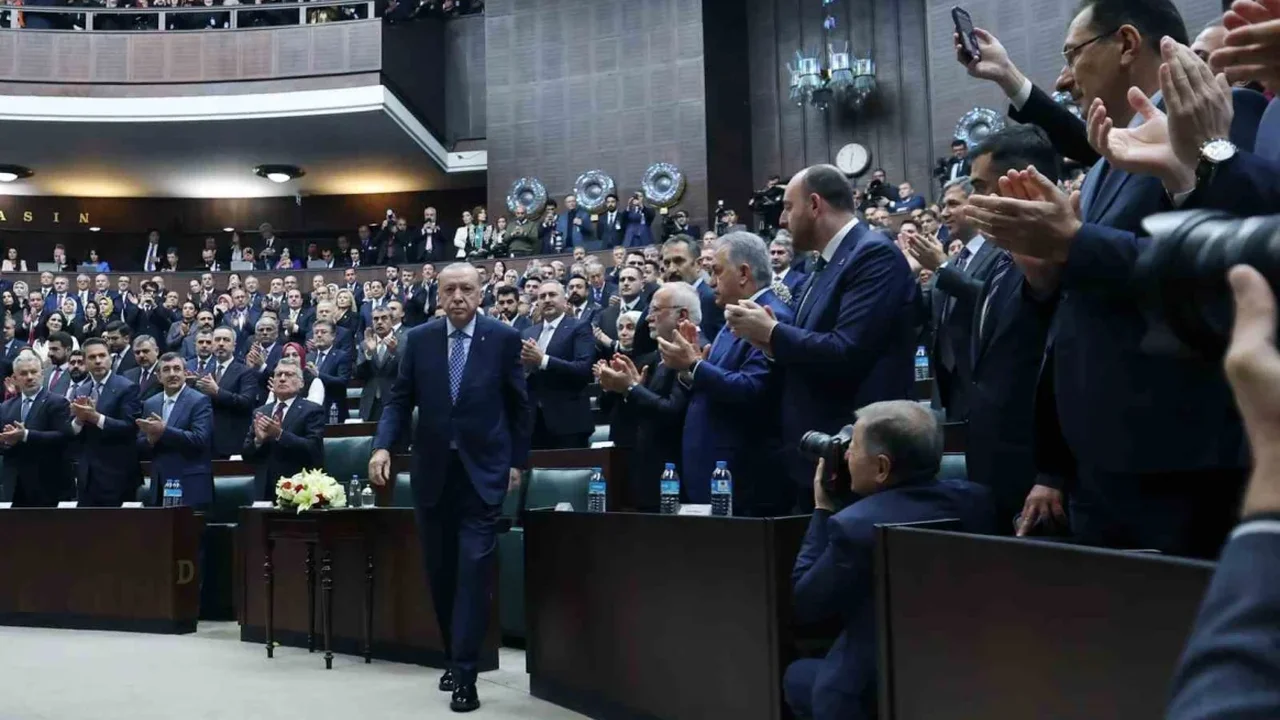 Erdoğan'dan TBMM'de kardeşlik ve fon krizi mesajı