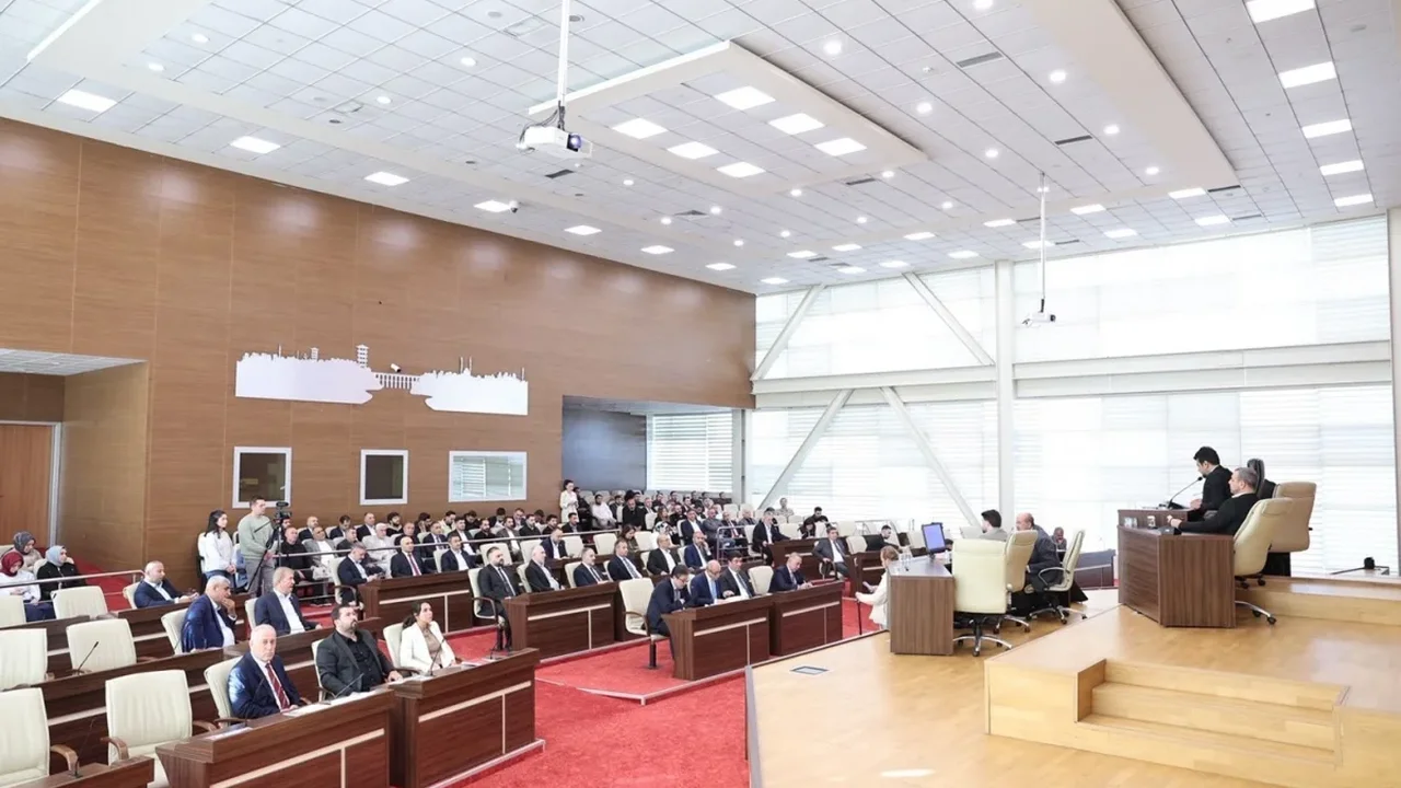 Sultangazi'nin 2027 bütçesi 12,9 milyar lirayla kabul edildi