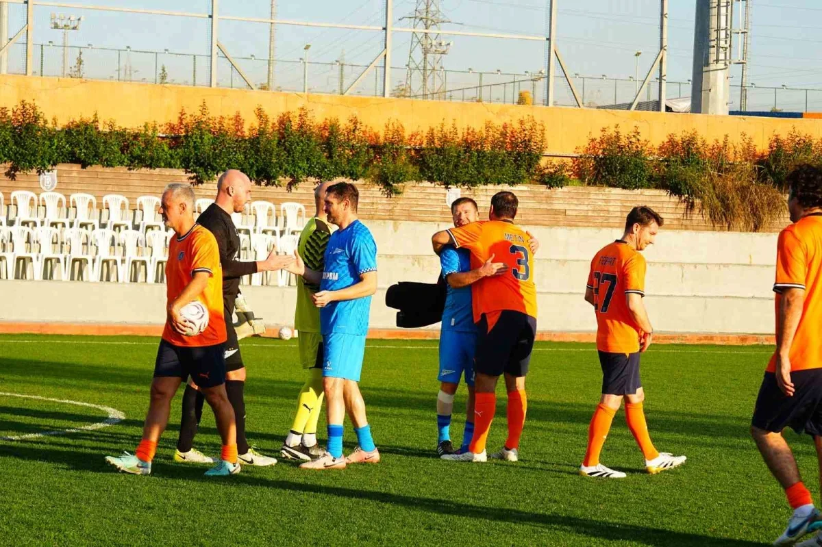 Başakşehir veteranları Zenit'i 3-2 mağlup etti