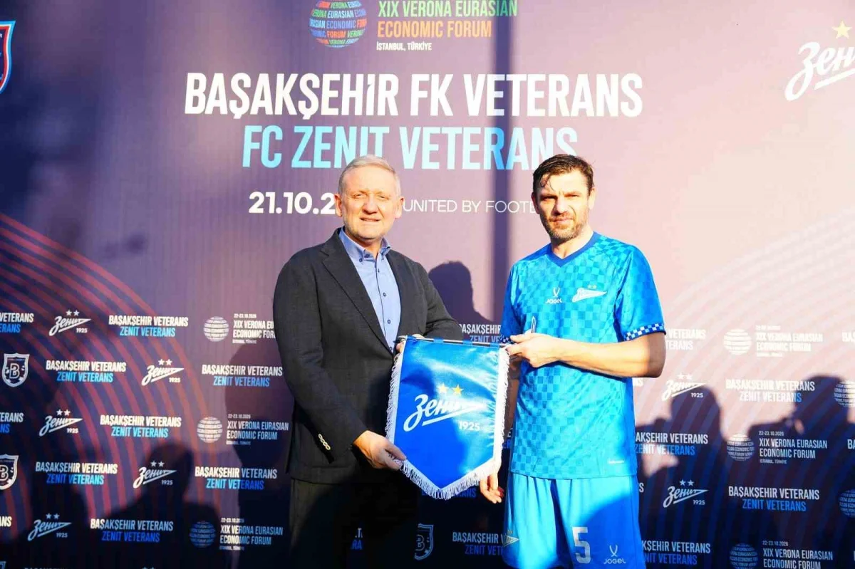 Başakşehir veteranları Zenit'i 3-2 mağlup etti