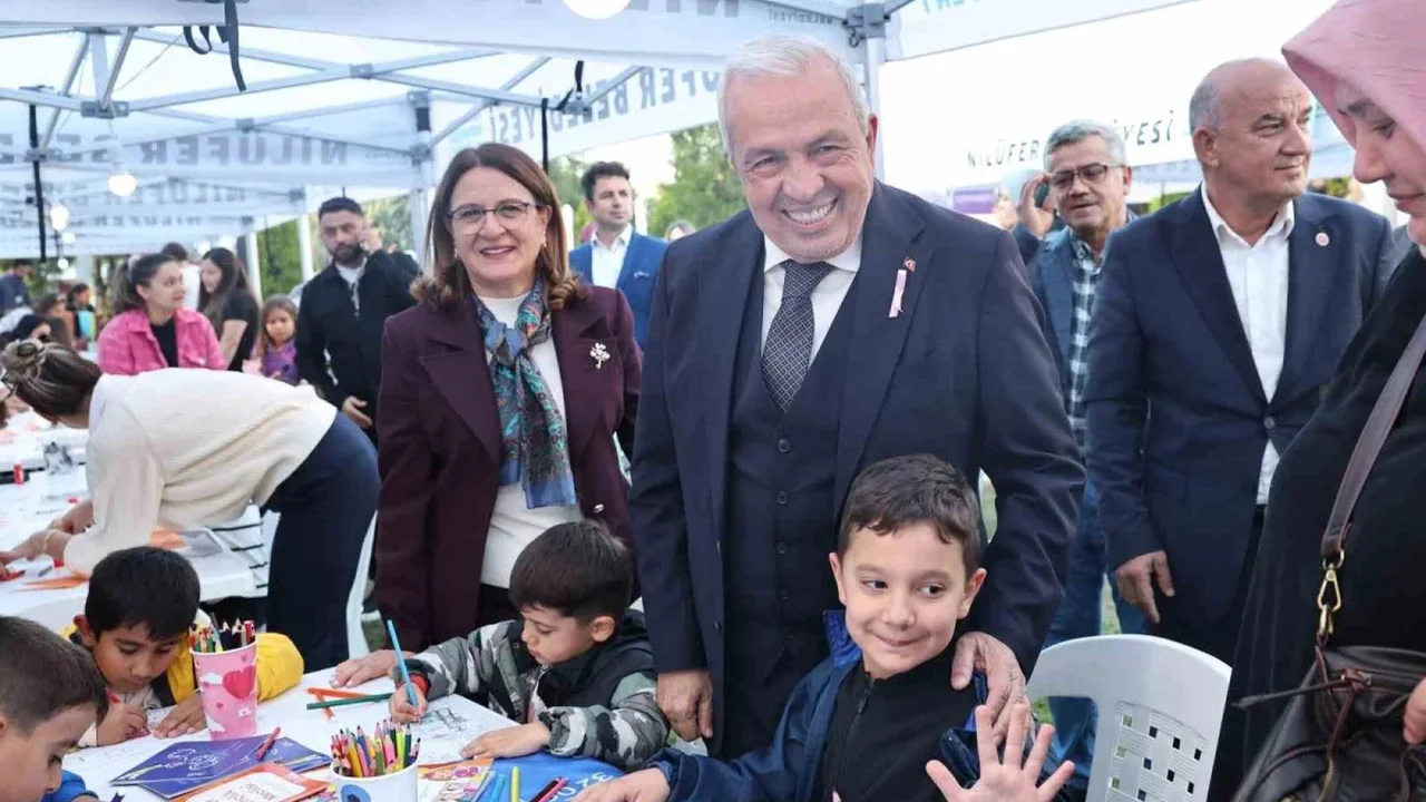 Şadi Özdemir Akçalar'da vatandaşların taleplerini dinledi