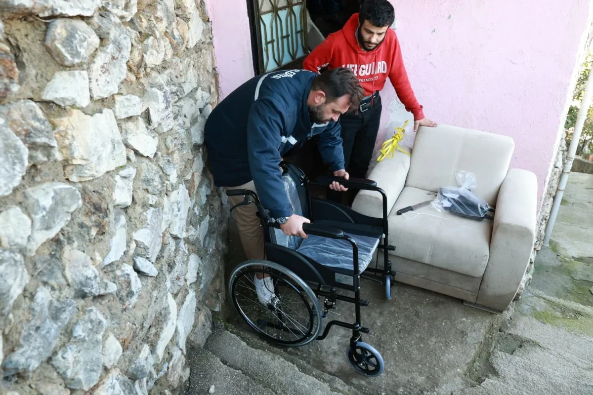 Osmangazi'de 178 kişiye tekerlekli sandalye desteği