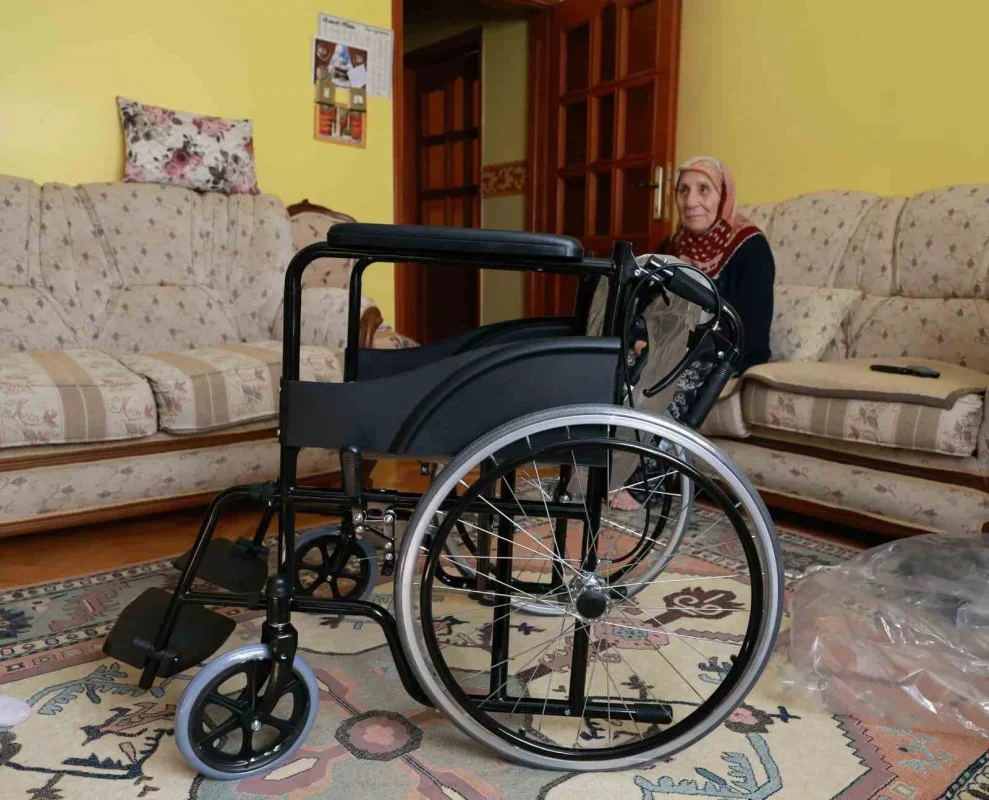 Osmangazi'de 178 kişiye tekerlekli sandalye desteği
