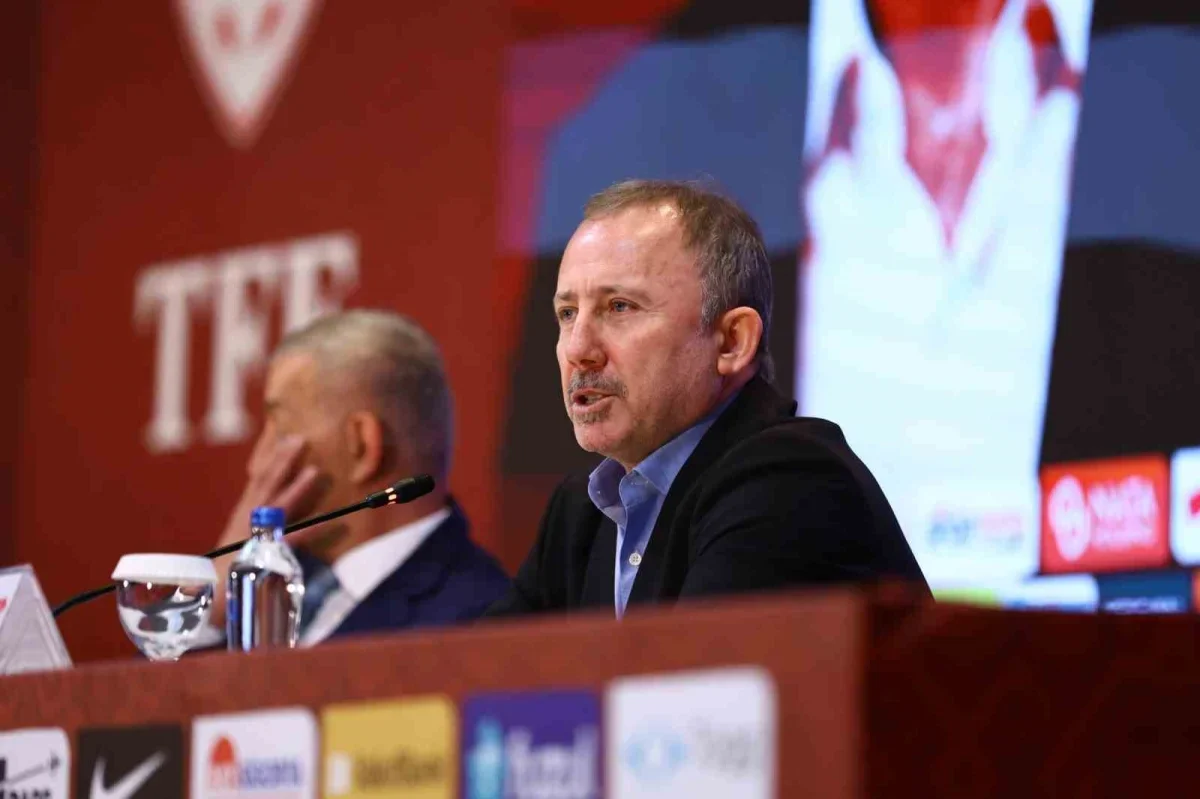 Sergen Yalçın, A Milli Takım'la 4 yıllık imza attı
