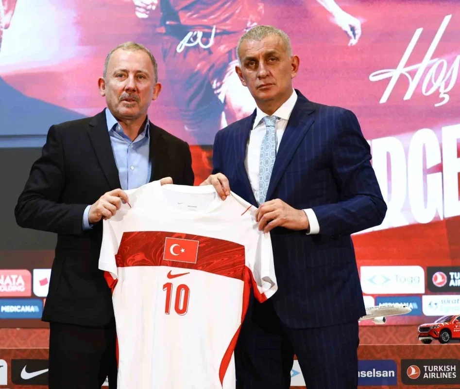 Sergen Yalçın, A Milli Takım'la 4 yıllık imza attı