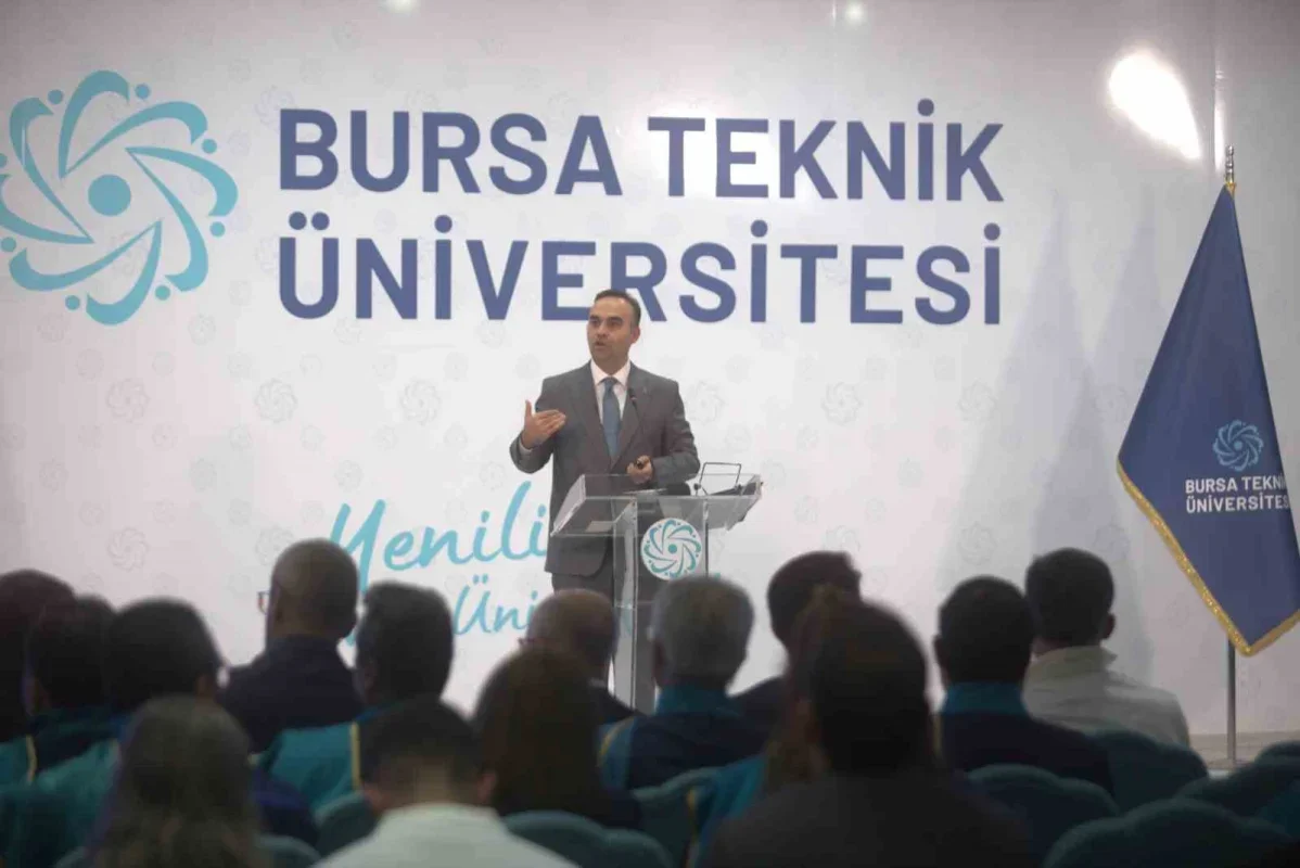Bursa'da Türkiye'nin teknoloji hedeflerini Kacır anlattı