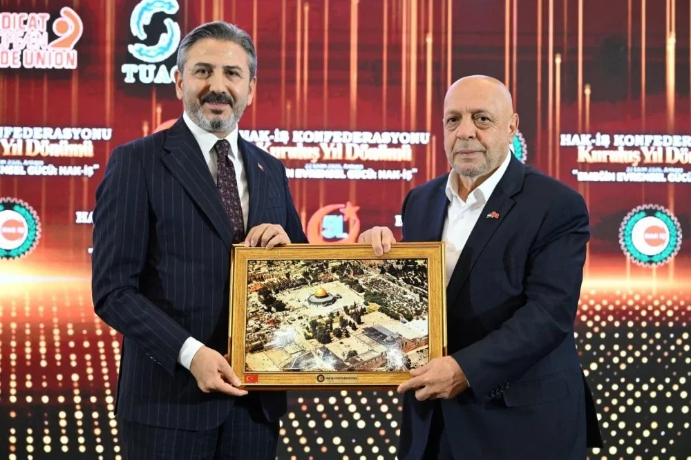 HAK-İŞ, 51. kuruluş yılını Ankara'da kutladı