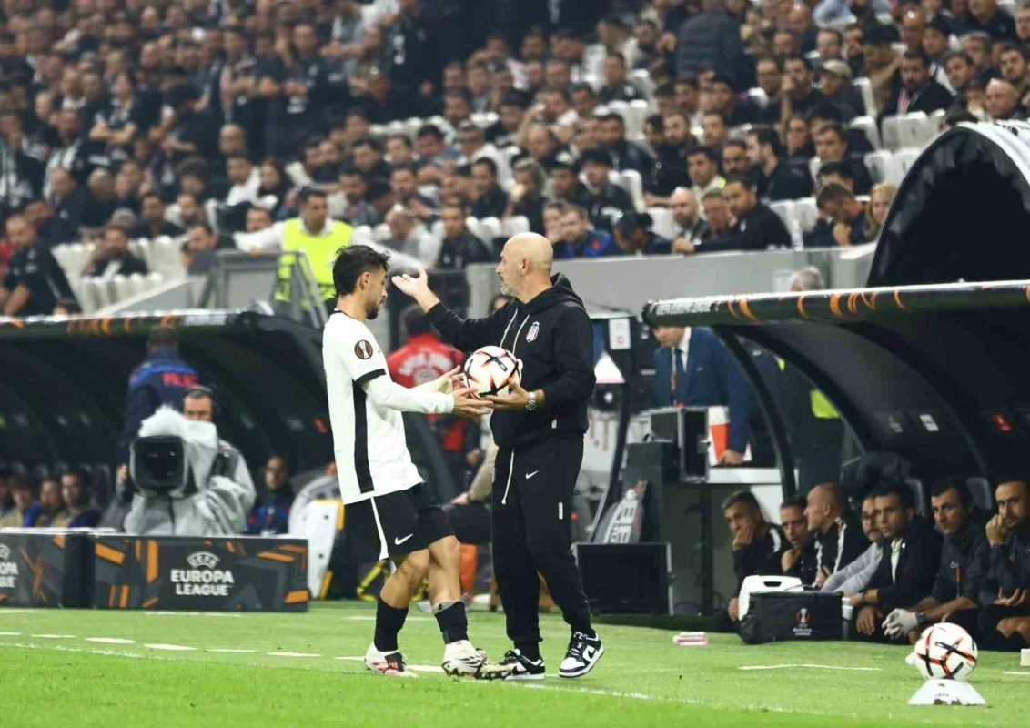 UEFA Avrupa Ligi'nde Beşiktaş 2-2 berabere kaldı