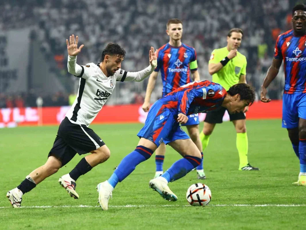 UEFA Avrupa Ligi'nde Beşiktaş 2-2 berabere kaldı