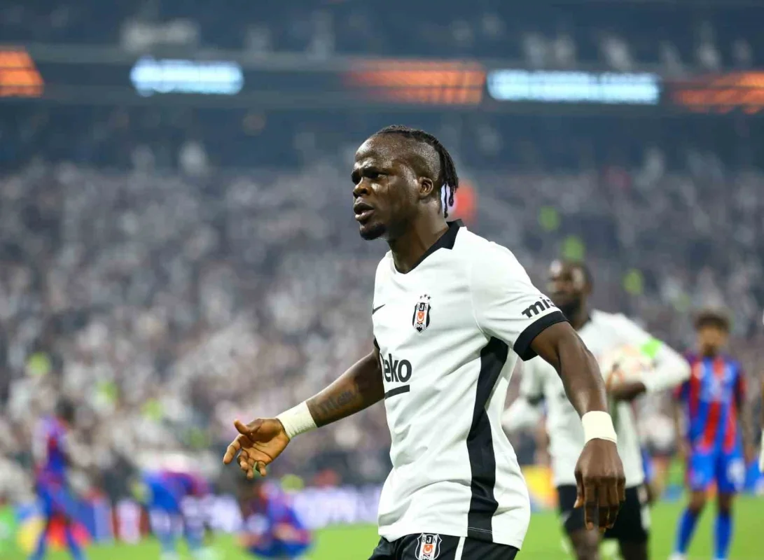UEFA Avrupa Ligi'nde Beşiktaş 2-2 berabere kaldı