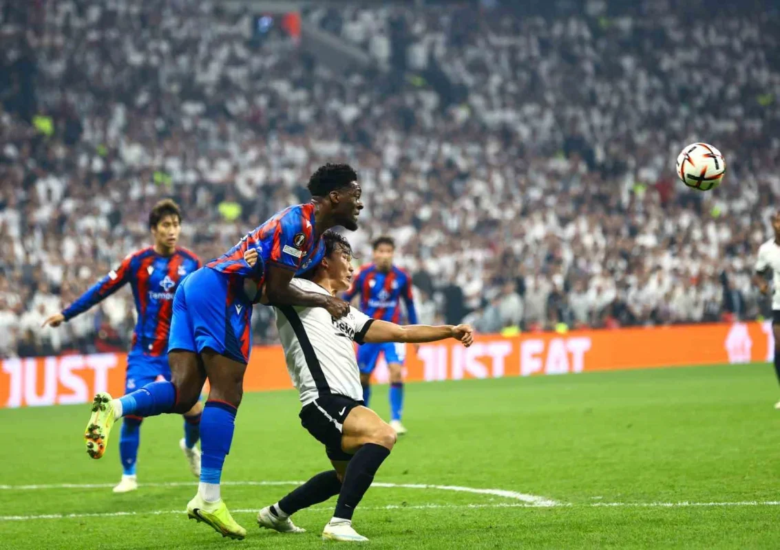 UEFA Avrupa Ligi'nde Beşiktaş 2-2 berabere kaldı