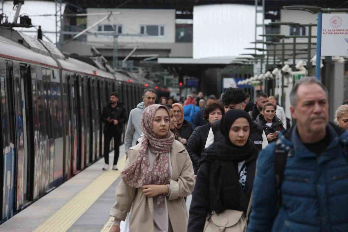 29 Ekim'de Marmaray, Başkentray ve İZBAN ücretsiz olacak
