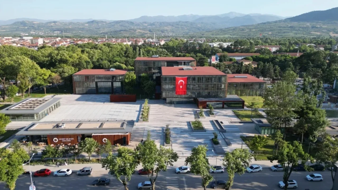 İnegöl Belediyesi'nin 2025 Sayıştay raporuna olumlu görüş