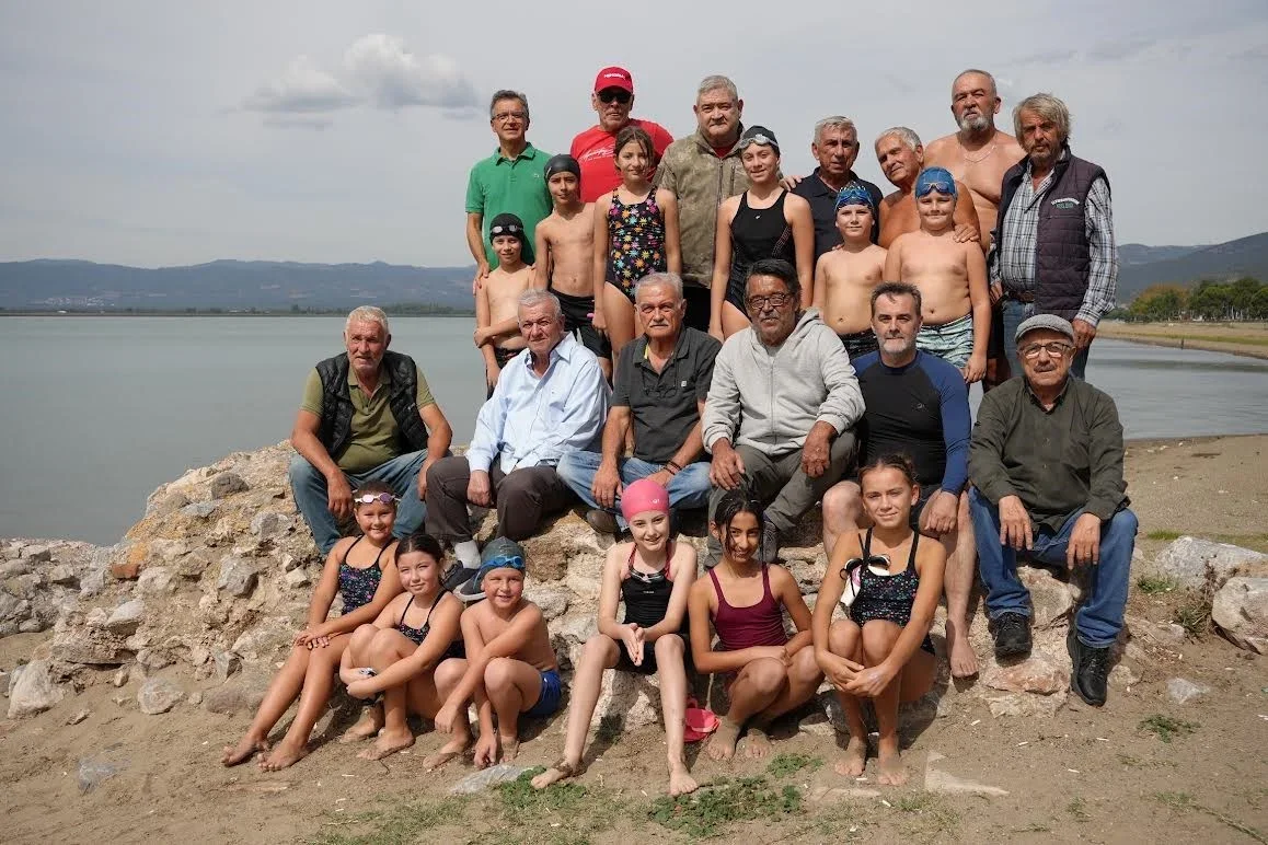 İznik'te "Eski Sular Yeni Kulaçlar" belgeseli gösterildi