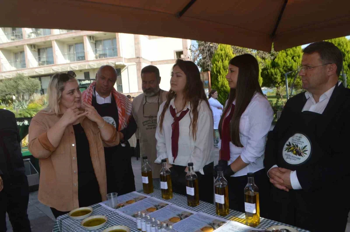 Ayvalık Zeytin Hasat Festivali'nde geleneksel üretim
