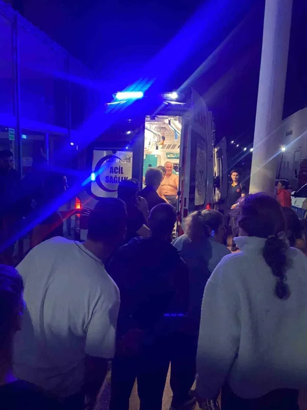 Ayvalık'ta tekne battı: 8 kişi kurtarıldı, 1 kayıp