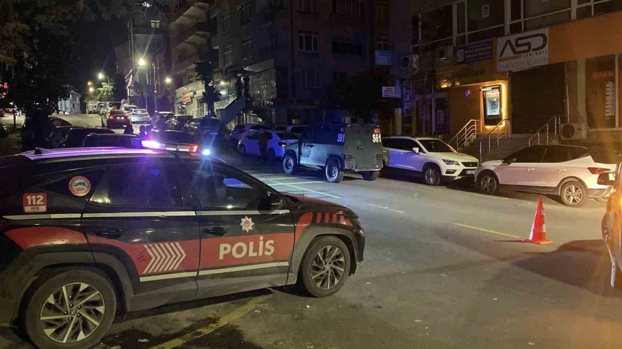 Kağıthane'de silahlı saldırıya uğrayan oto yıkamacı öldü