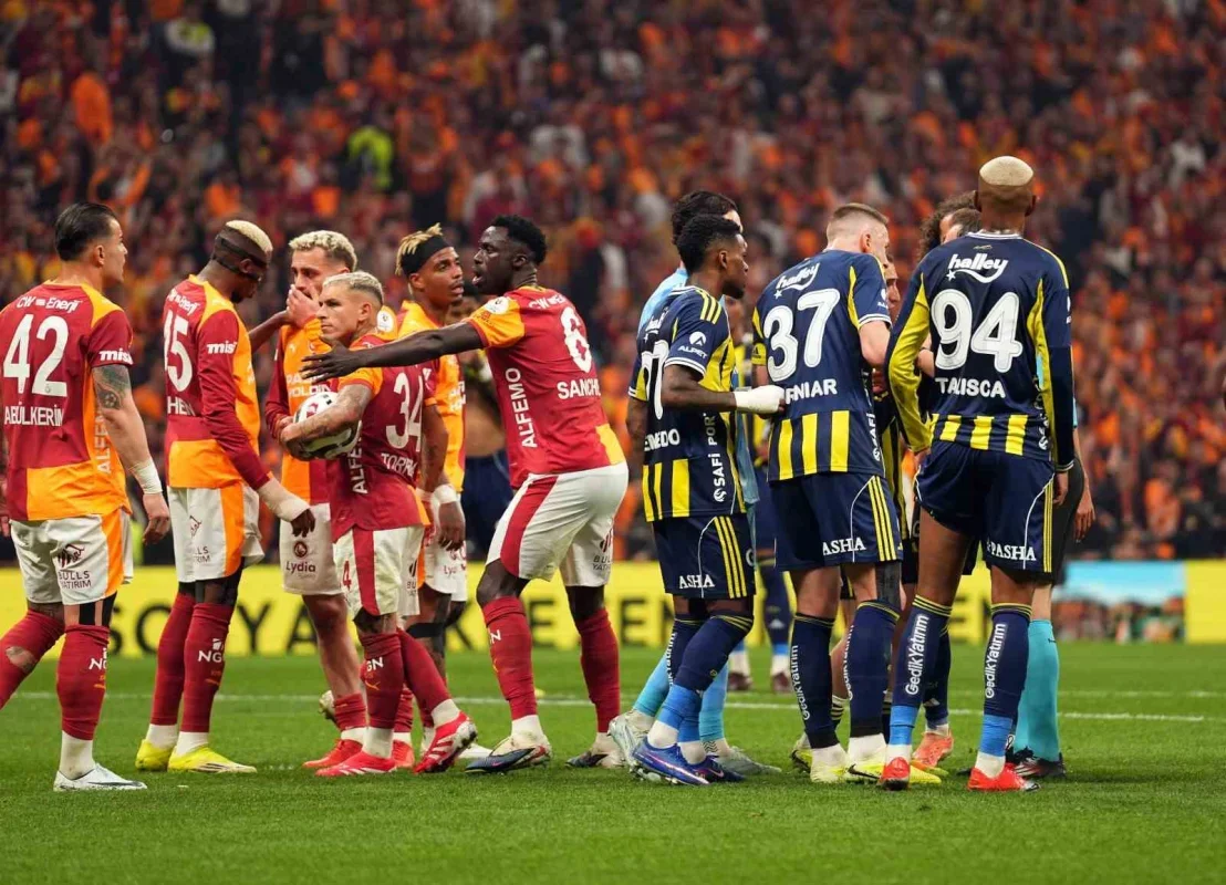 Fenerbahçe, Galatasaray derbisinde seriyi sürdürmek istiyor