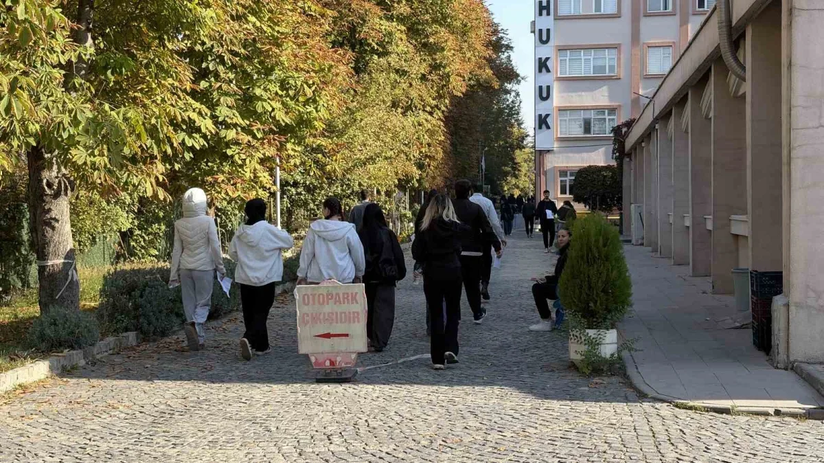 KPSS Ortaöğretim başladı, 2 milyon 985 bin 438 aday