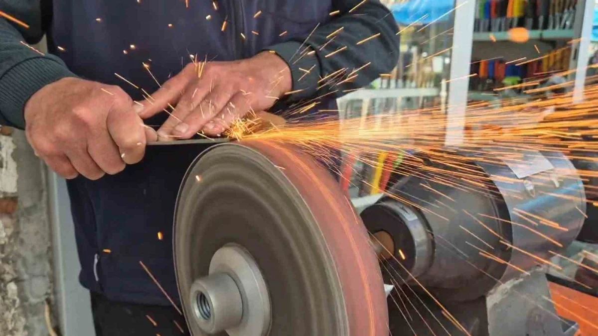 Tekirdağ'da Bıçakçı ailesi 147 yıllık geleneği sürdürüyor