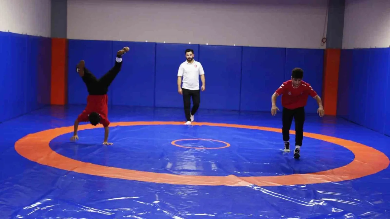 Bağcılarlı kardeşler Balkan finalinde altın ve gümüş aldı