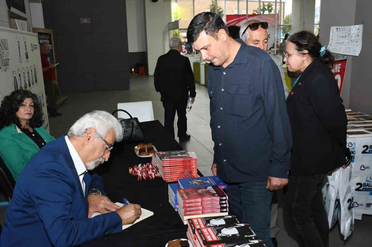 Balıkesir Kitap Fuarı'nda 9. gün: on binlerce ziyaretçi