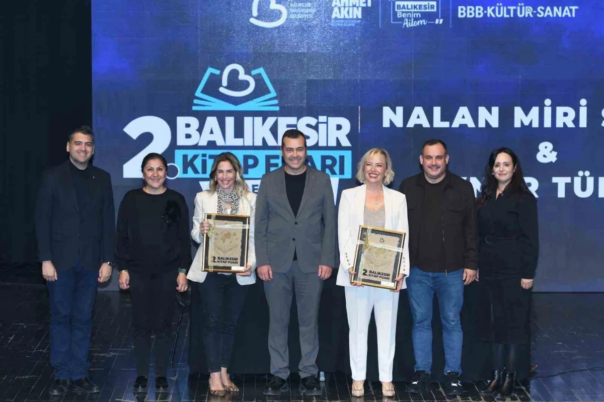 Balıkesir Kitap Fuarı'nda 9. gün: on binlerce ziyaretçi