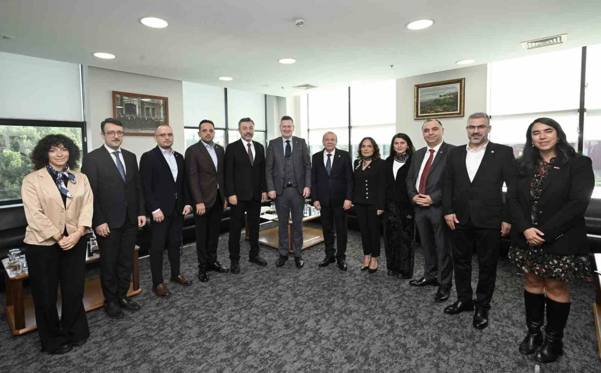 ABD Başkonsolosu Michael Lally Bursa'da BTSO'yu ziyaret etti