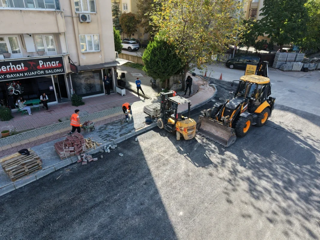 Bursa Yıldırım'da Erdoğan Caddesi'nde yenileme sürüyor