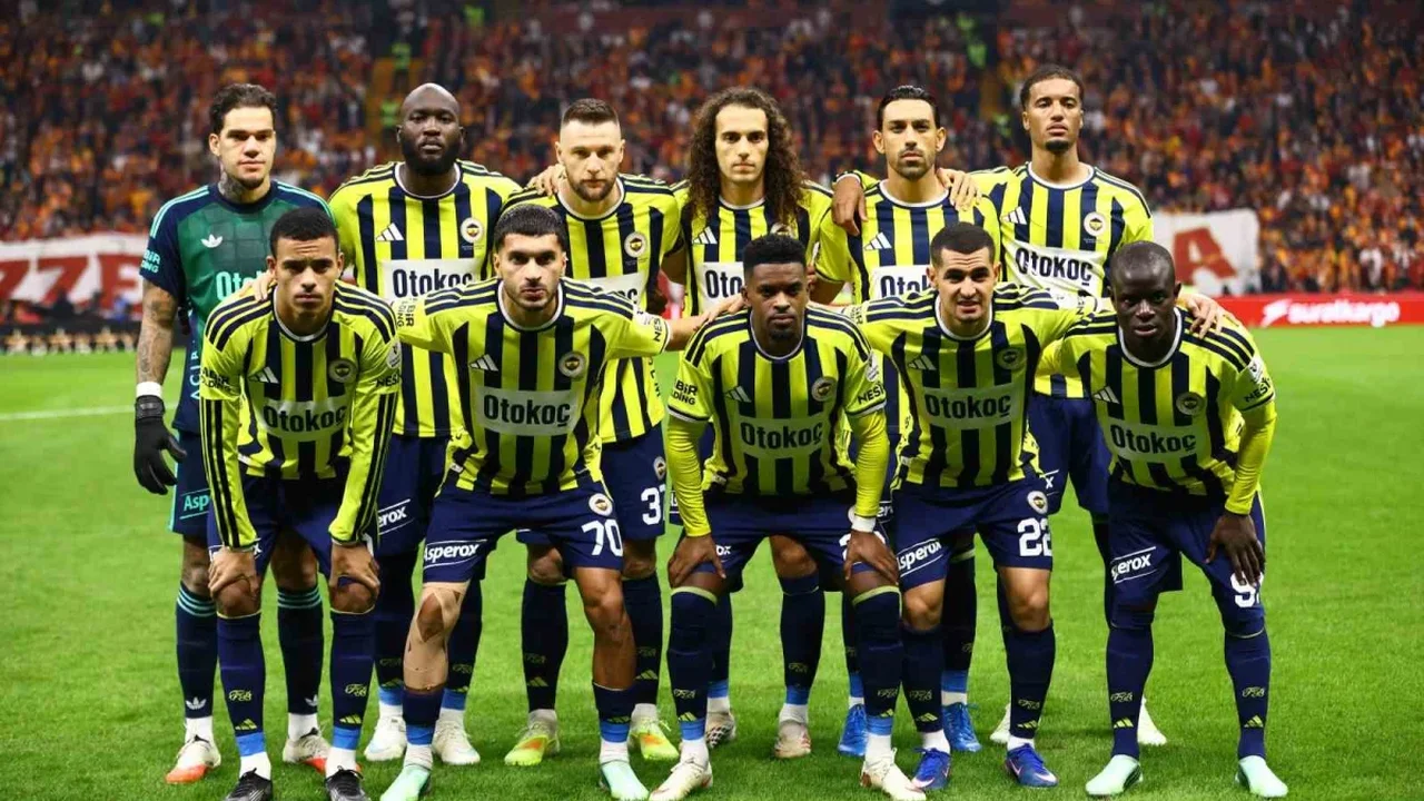 Fenerbahçe-Galatasaray derbisinde 3 değişiklik