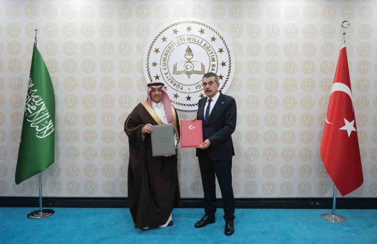 Bakan Tekin, Suudi Arabistan'la eğitim anlaşması imzaladı