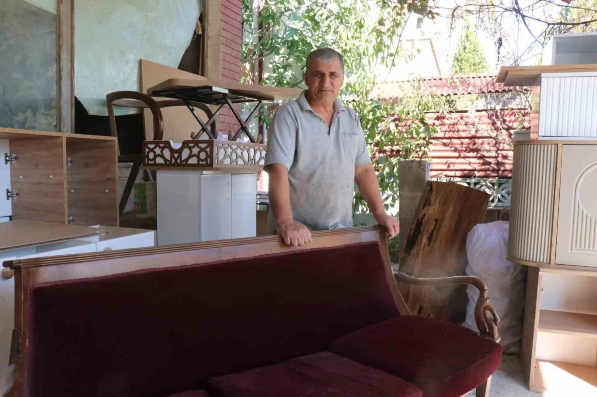 Ahşap oymacısı Hanifi Bereket eserlerini dünyaya taşıyor