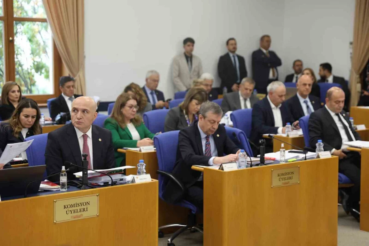 TBMM'de fon tartışması: Cevdet Yılmaz'dan yanıt