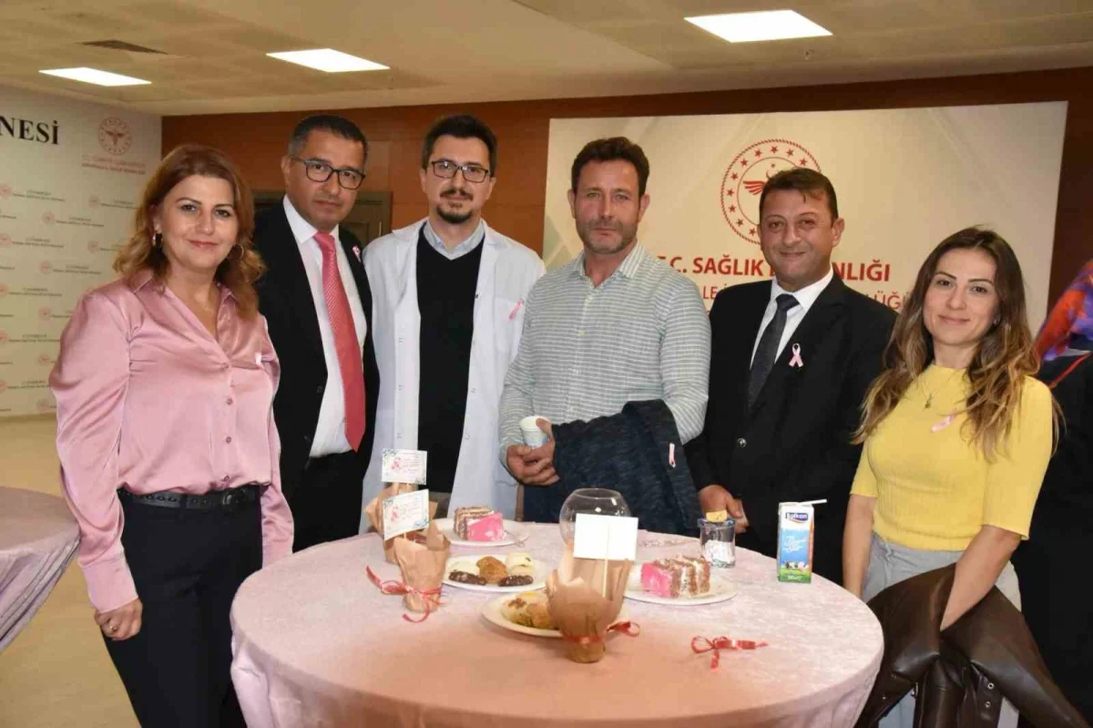 Çanakkale'de meme kanseri farkındalık etkinliği düzenlendi