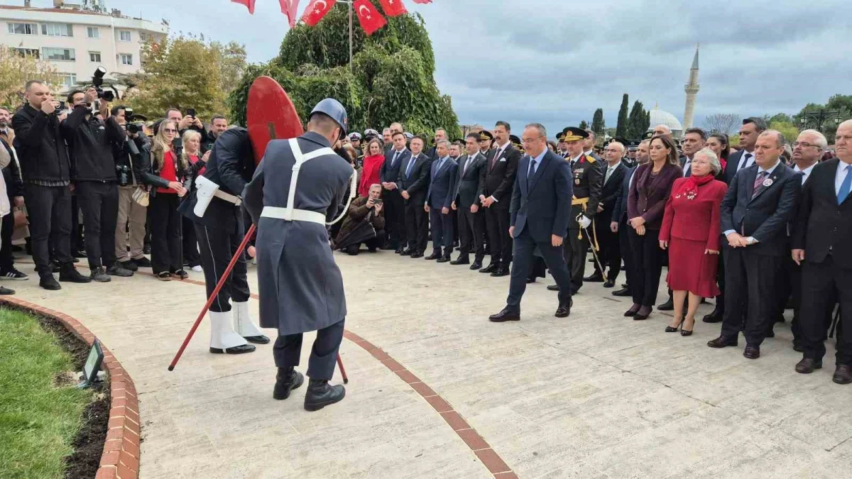 Tekirdağ'da Cumhuriyet Bayramı için çelenk töreni