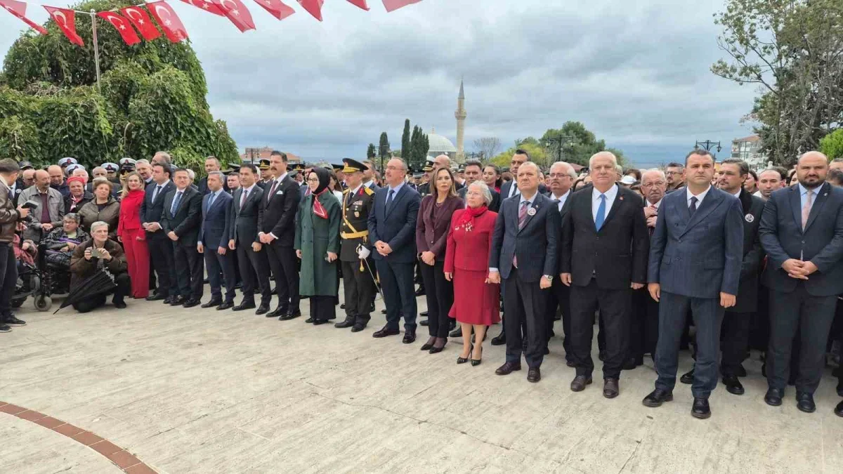 Tekirdağ'da Cumhuriyet Bayramı için çelenk töreni