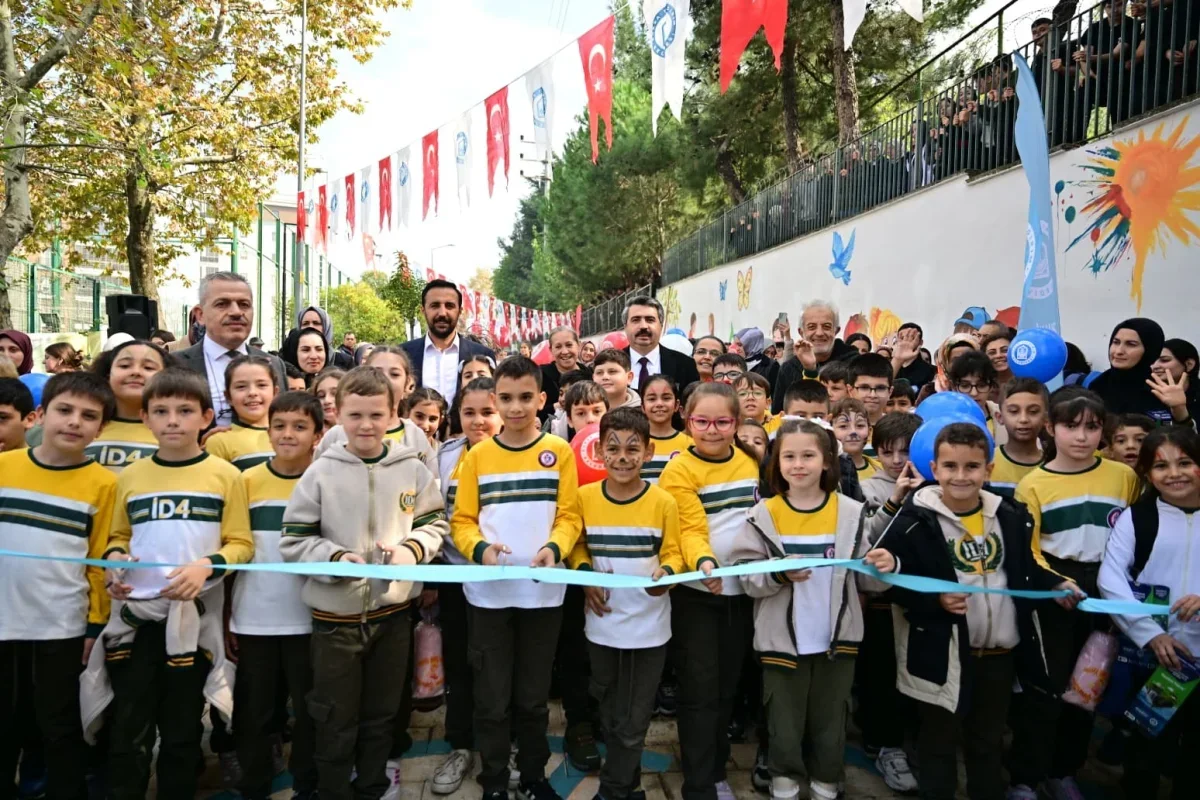 Yıldırım'da çocuklar için güvenli oyun sokağı açıldı