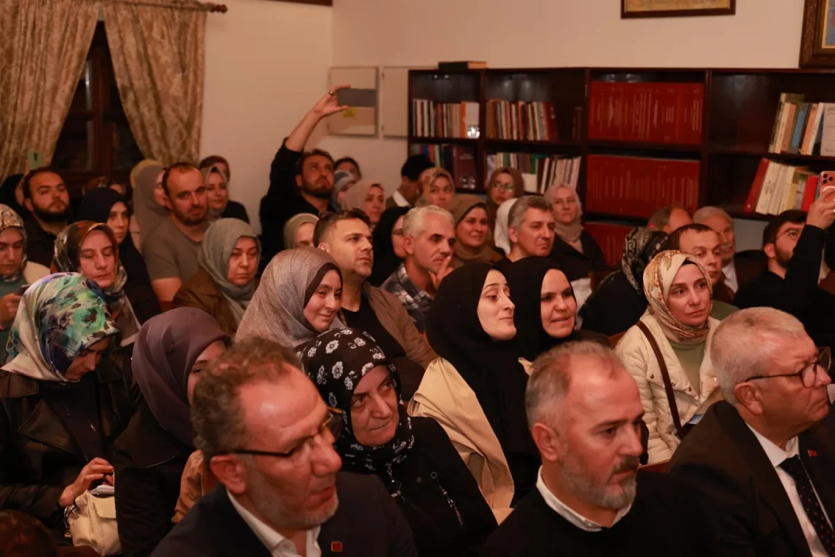 Osmangazi'de Yahya Kemal'in fikir mirası konuşuldu