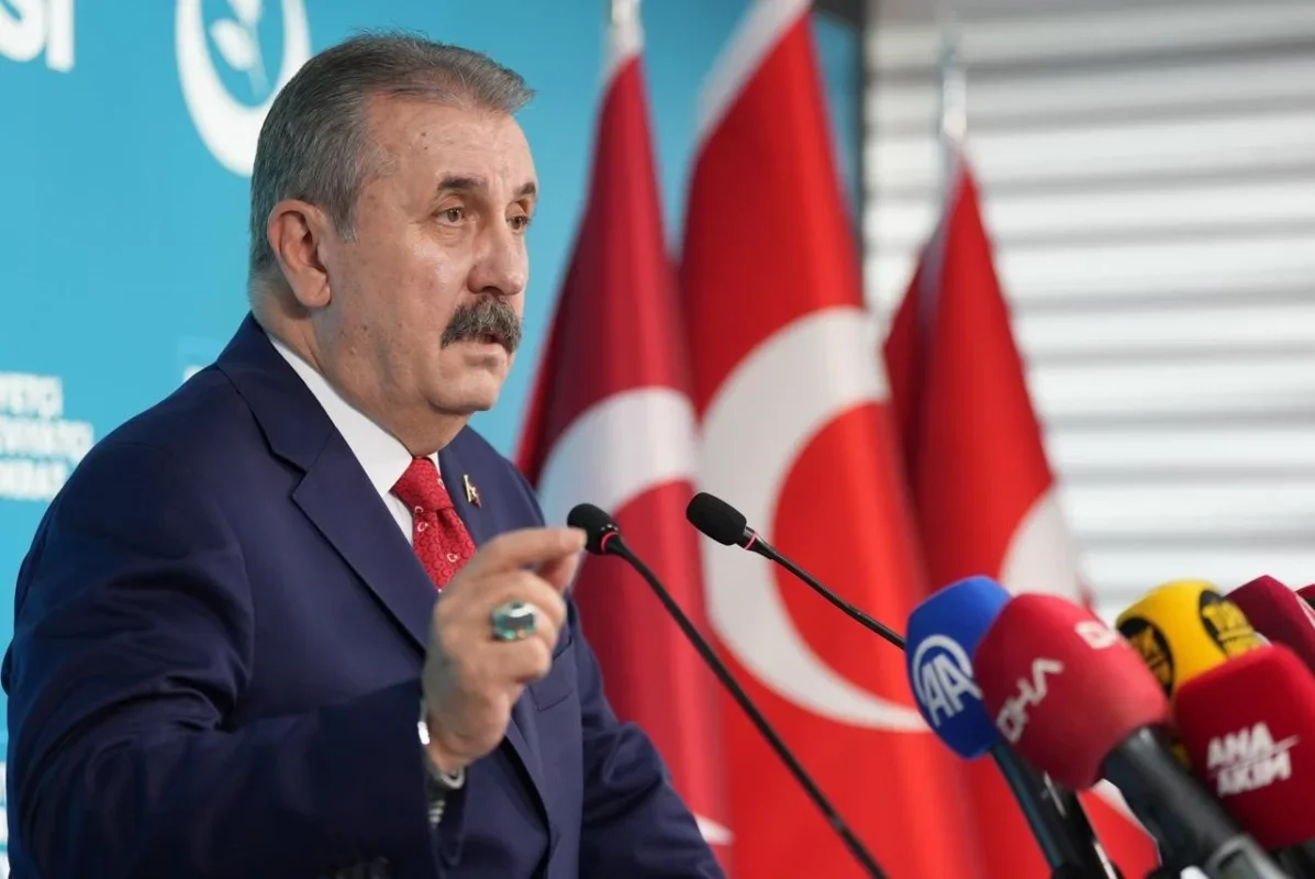 Destici'den Türk dünyası için ortak gelecek çağrısı