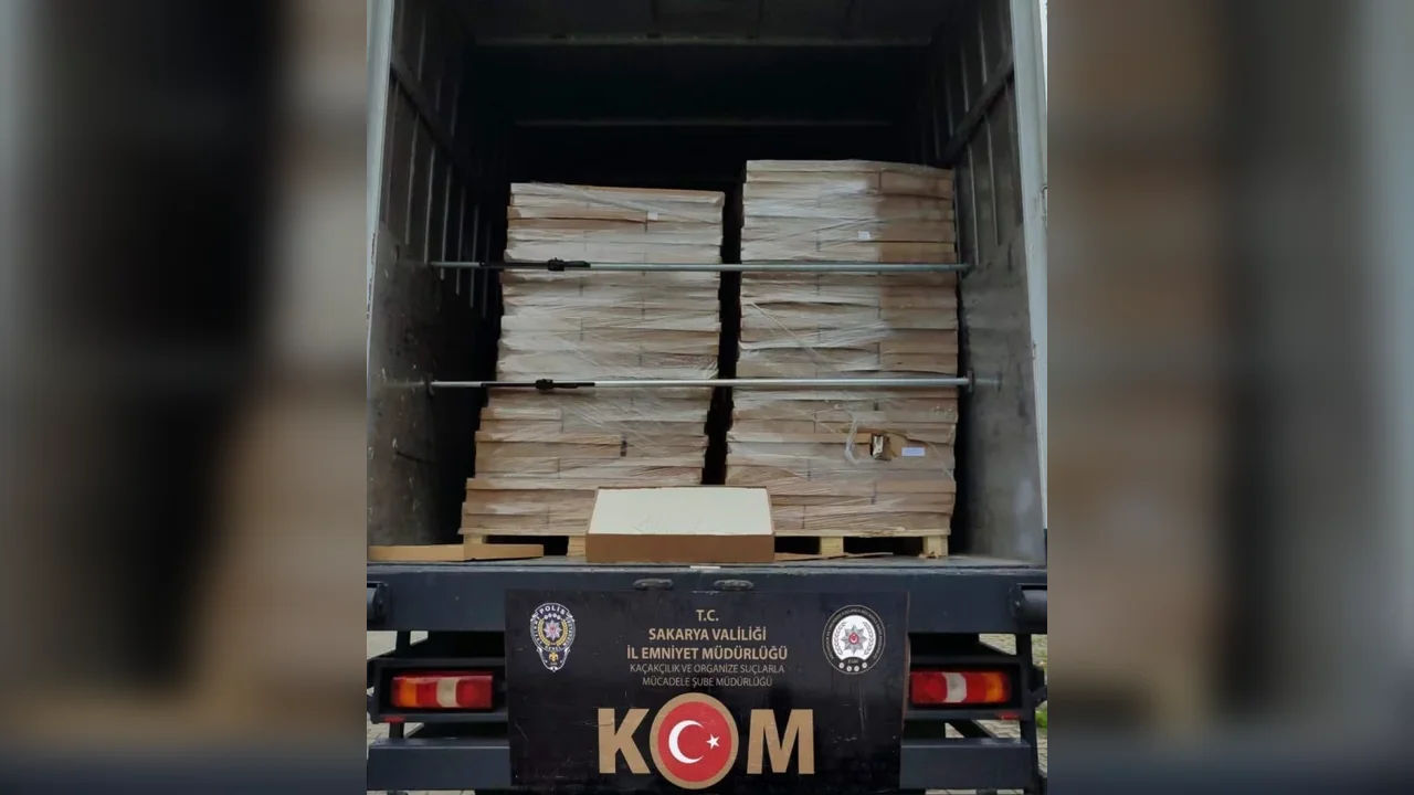 Sakarya'da 3 milyon 72 bin kaçak filtre ele geçirildi