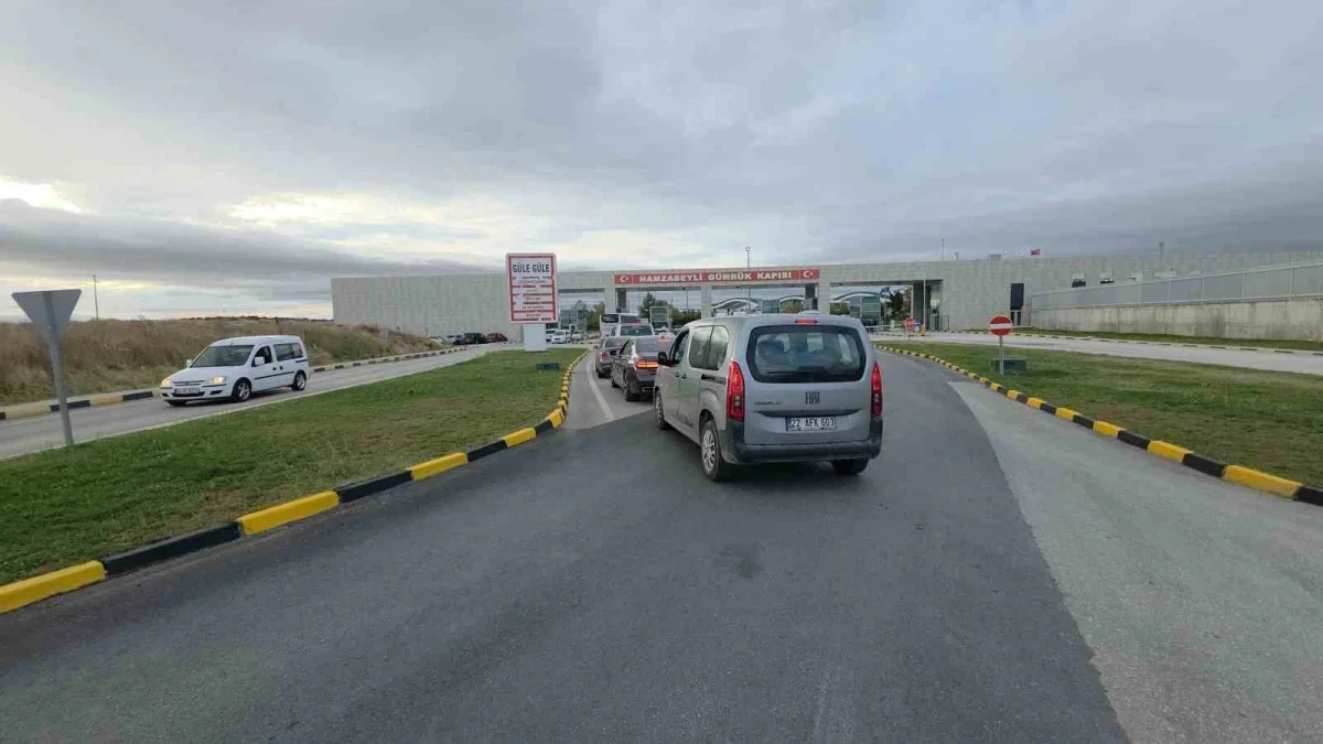 Kapıkule ve Hamzabeyli'de şoförlerden vize tepkisi